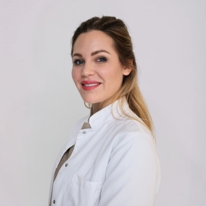 Dr Alexandra Miles