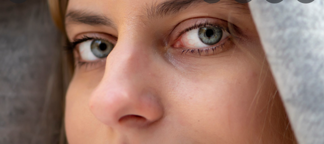 Comment corriger l'asymétrie du nez